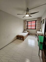 Blk 9 Toh Yi Gardens (Bukit Timah), HDB 4 Rooms #585506001